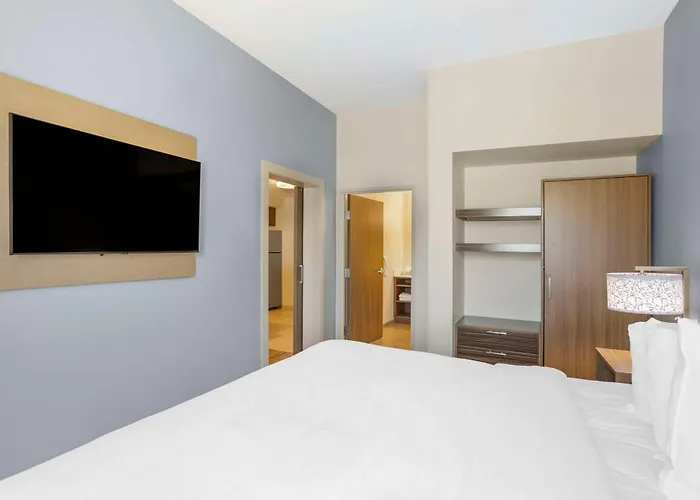 Mainstay Suites North - Central York